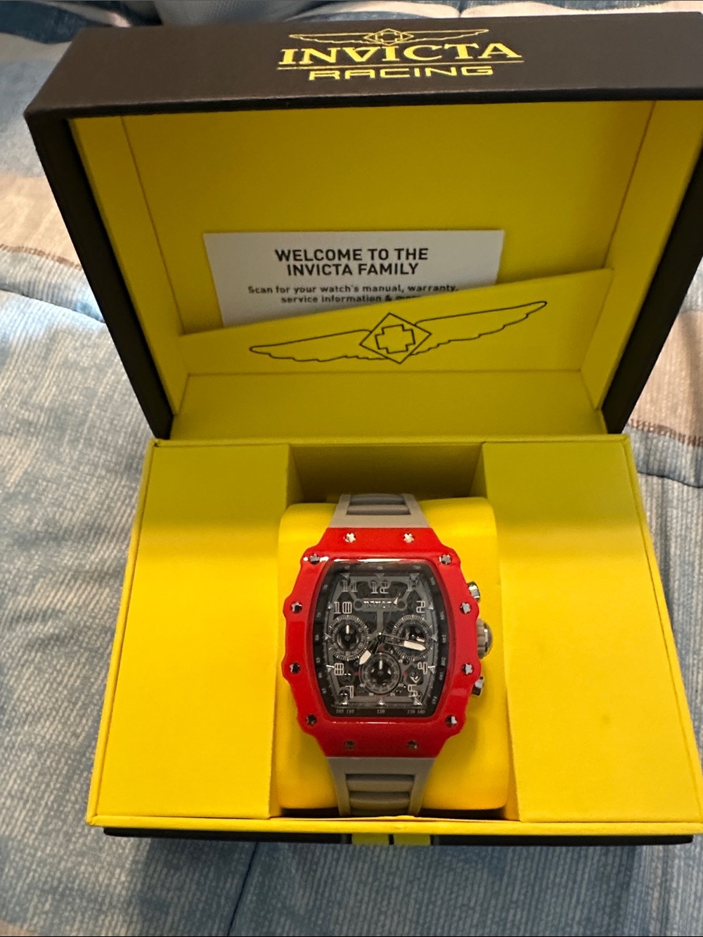 Invicta Racing Red Leopard - Nitro Gen Men's Watch 43mm. Grey. Retails for 149